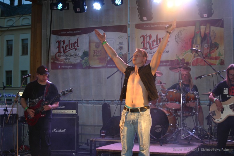 2013-06-15-REBEL_4