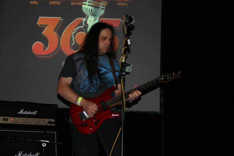 2011-11-05_RocksessionJG_UPLOAD_IMAGENAME_SEPARATOR2