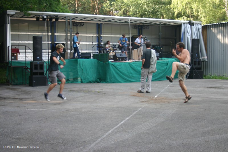2012-06-30-ChoteborJG_UPLOAD_IMAGENAME_SEPARATOR1