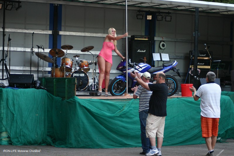 2012-06-30-ChoteborJG_UPLOAD_IMAGENAME_SEPARATOR3