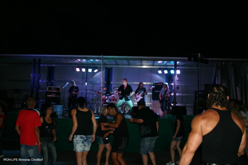 2012-06-30-ChoteborJG_UPLOAD_IMAGENAME_SEPARATOR3