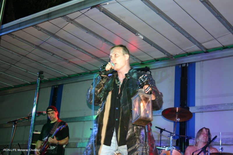 2012-06-30-ChoteborJG_UPLOAD_IMAGENAME_SEPARATOR1