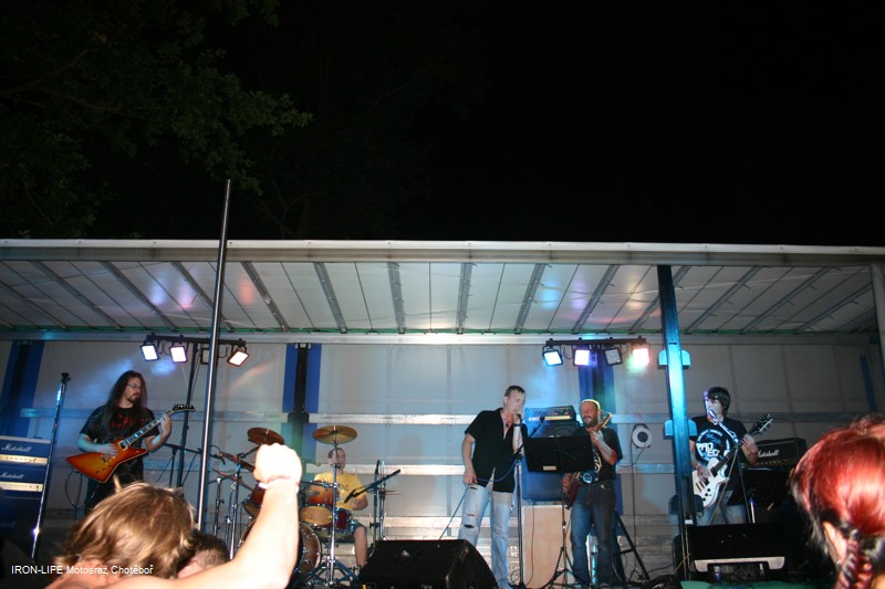 2012-06-30-ChoteborJG_UPLOAD_IMAGENAME_SEPARATOR1